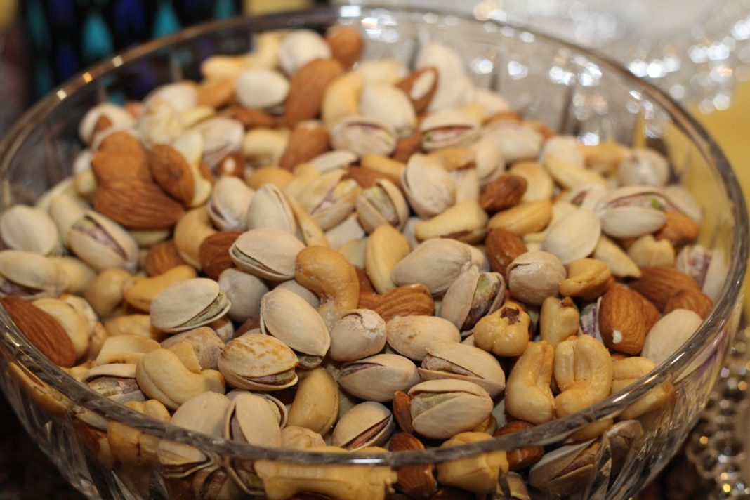 eat-too-many-nuts-and-seeds-and-this-can-happen